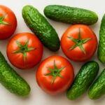 トマトときゅうりの食べ合わせは本当に悪い？栄養を最大限に引き出すコツ